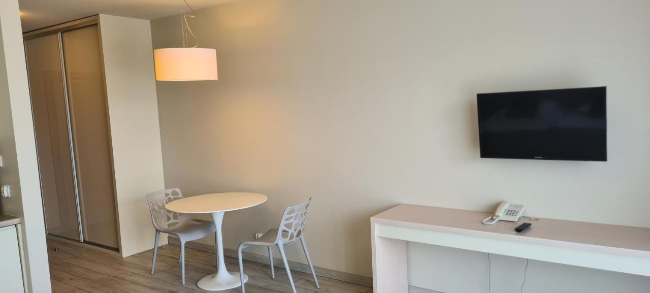 Apartamenty Czarna Gora Is28 سيينا المظهر الخارجي الصورة